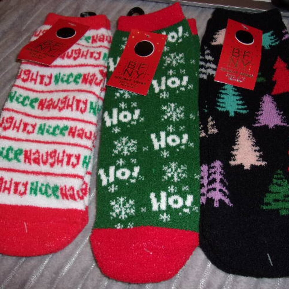 Bundle of 3 Christmas Holiday Socks 9-13 New